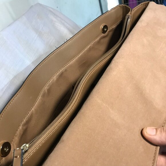 Bently Leather Mia & Luca Messenger Bag Purse Tan Shoulder Strap 18 X 11" Large - Picture 8 of 16